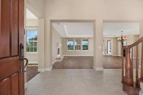 Carlsbad, CA 92009,3229 Sitio Montecillo