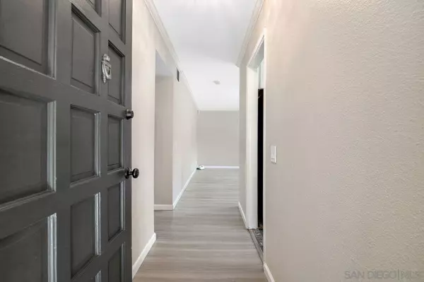 San Diego, CA 92127,17105 W Bernardo Dr #107