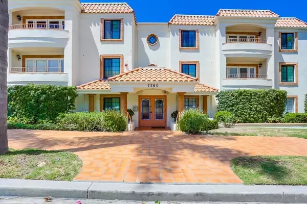 7560 Eads Ave #12, La Jolla, CA 92037