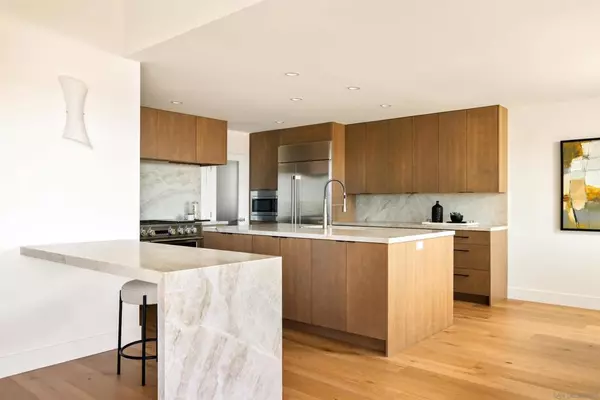 San Diego, CA 92109,2481 La Marque St