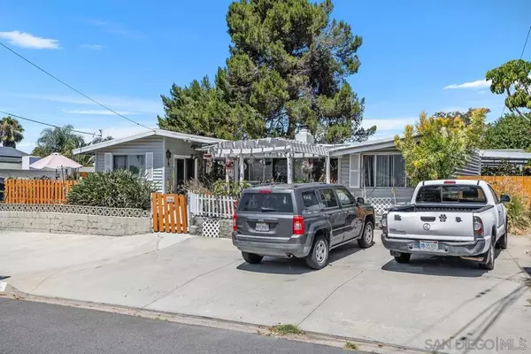 Vista, CA 92083,252 Santa Clara Dr