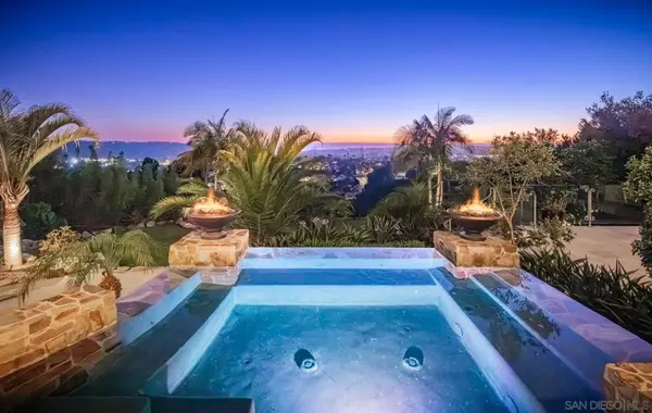 Carlsbad, CA 92009,2647 Marmol Ct