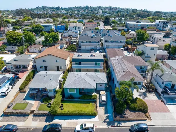 San Diego, CA 92107,4337 39 Mentone Street