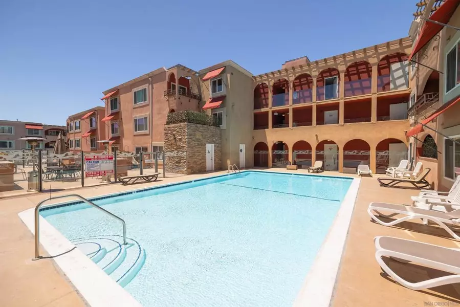 860 Turquoise St #235, San Diego, CA 92109
