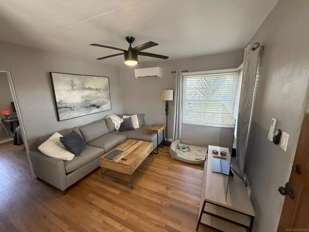 San Diego, CA 92104,3078 Juniper St.