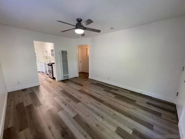 San Diego, CA 92109,2252 Garnet Ave