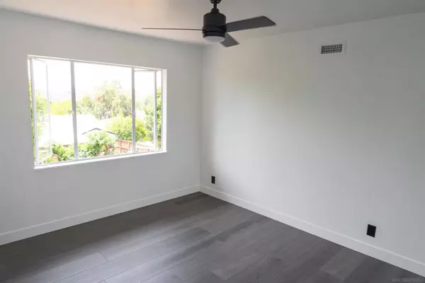 San Diego, CA 92120,6517 Hillgrove