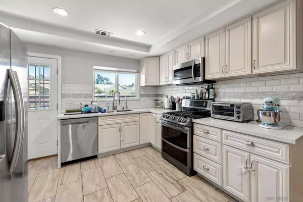 Oceanside, CA 92058,127 Warner Street