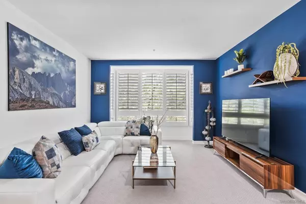San Diego, CA 92101,1480 Broadway #2322