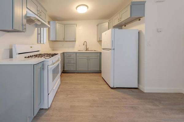 San Diego, CA 92104,3864 35th Street