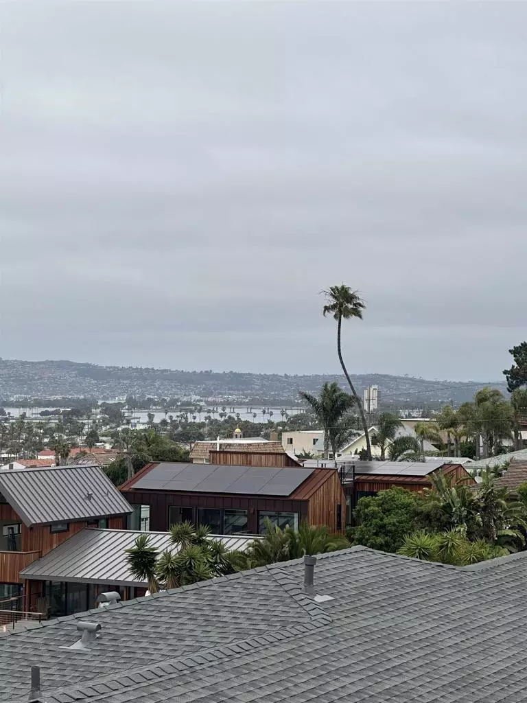 San Diego, CA 92107,4617 19 Del Monte Ave