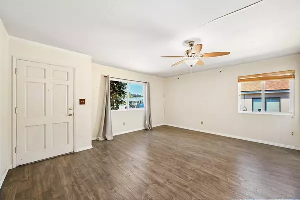 Spring Valley, CA 91977,8976 Rover St.