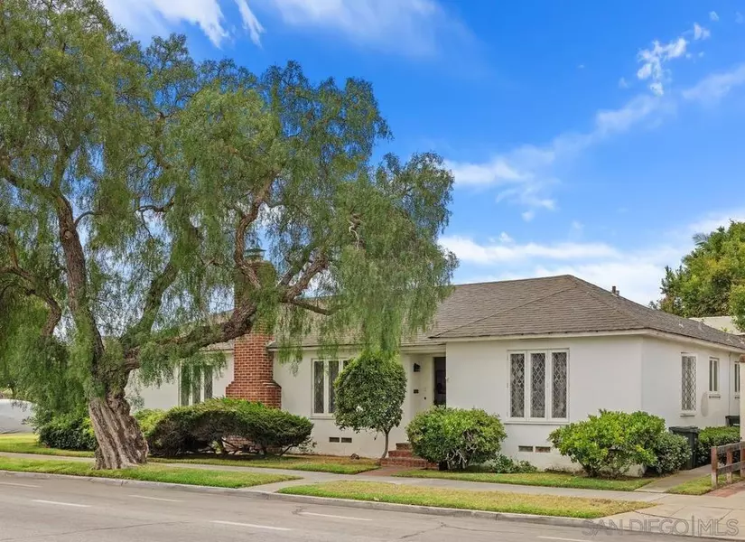 820 10Th St, Coronado, CA 92118