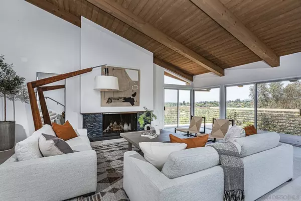 5458 Avenida Maravillas, Rancho Santa Fe, CA 92067