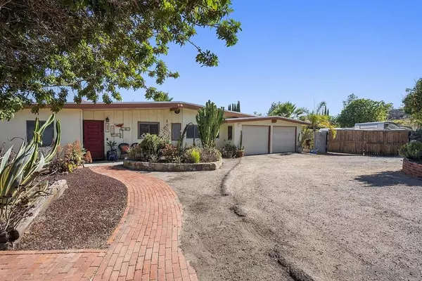 4310 Resmar Rd., La Mesa, CA 91941