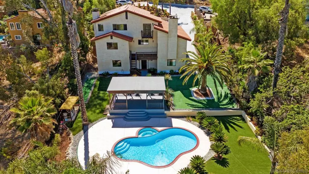 La Mesa, CA 91941,4331 Nabal Dr