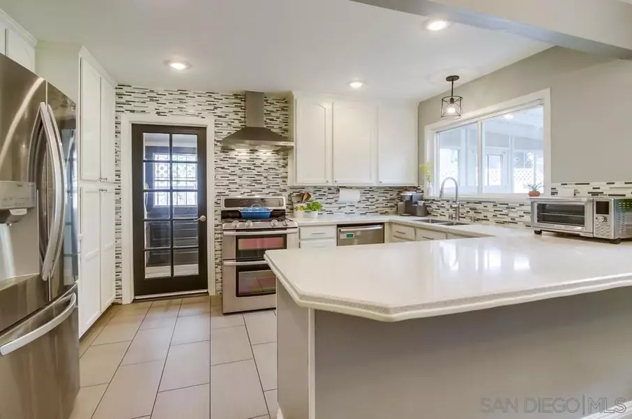 5072 Acuna Street, San Diego, CA 92117