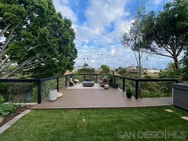 4979 ACUNA, San Diego, CA 92117