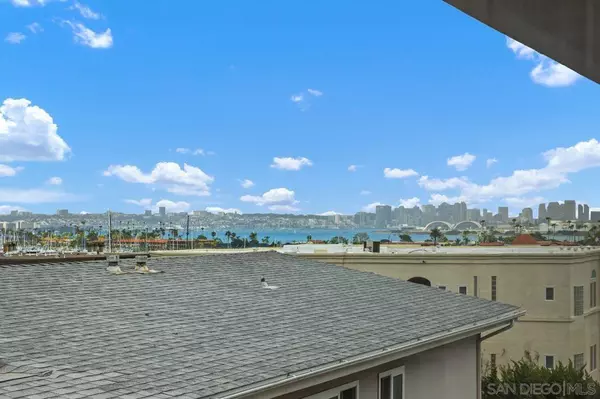 370 Rosecrans St #302, San Diego, CA 92106