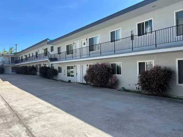 San Diego, CA 92109,2006 Diamond St. #12