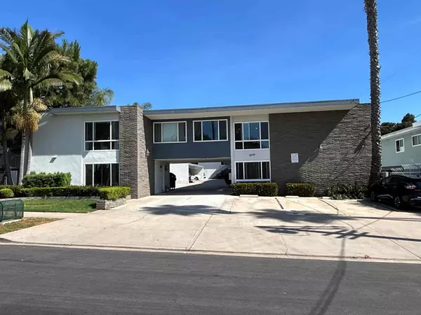 2006 Diamond St #12, San Diego, CA 92109