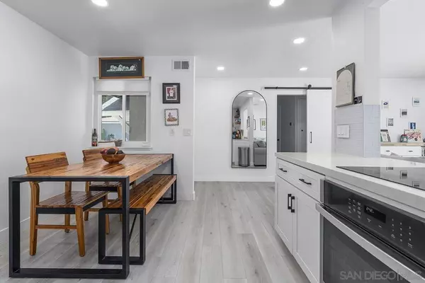 San Diego, CA 92117,4838 Mount Saint Helens Dr