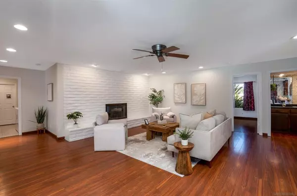 Escondido, CA 92025,1637 Encino Dr