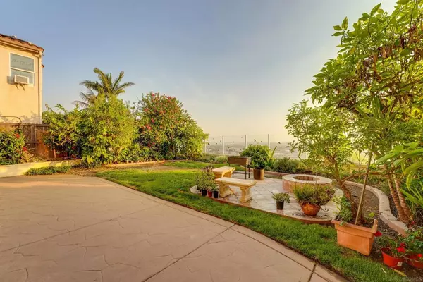 San Diego, CA 92131,11482 Cortina Place
