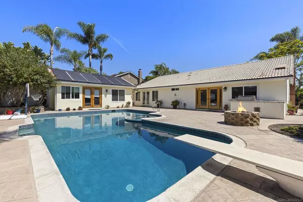 Encinitas, CA 92024,1510 Orangeview Dr #1-2