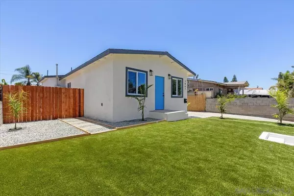 San Diego, CA 92113,3867 Teak St