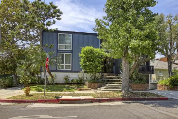 5003 Westpark Dr. #203, North Hollywood, CA 91601