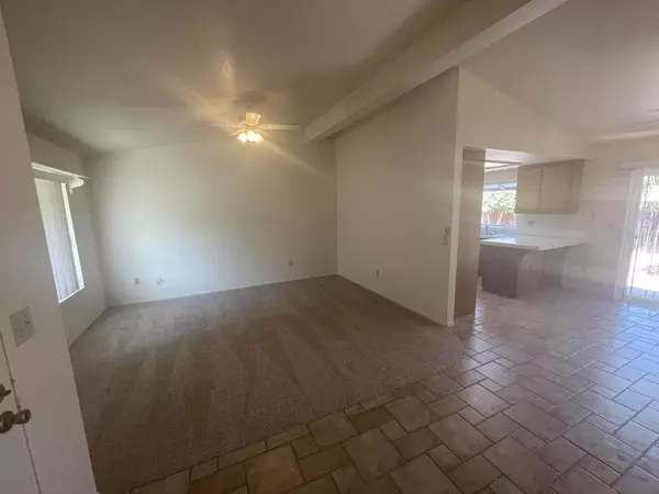 Vista, CA 92084,2101 Savona