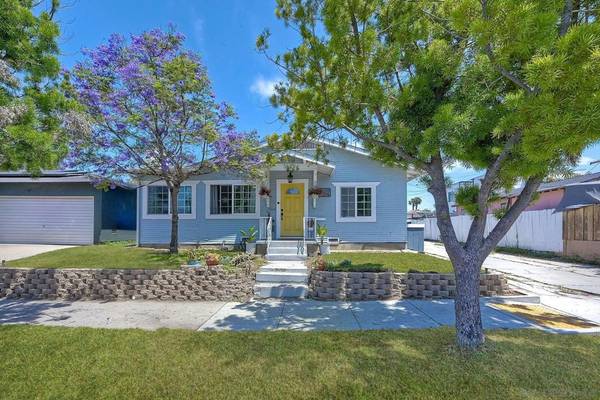 San Diego, CA 92104,3622 Landis St