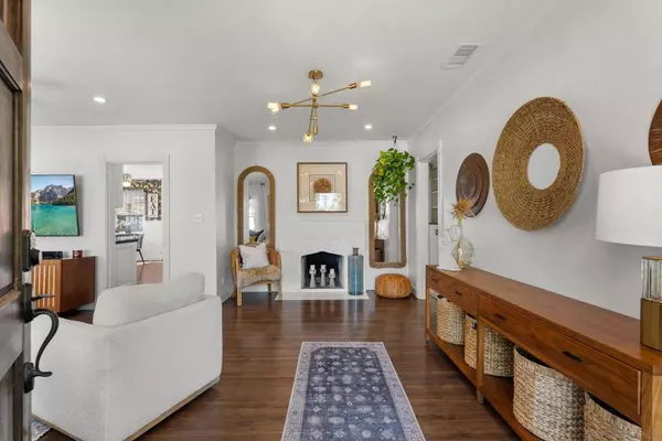 San Diego, CA 92116,5092 E Mountain View Drive