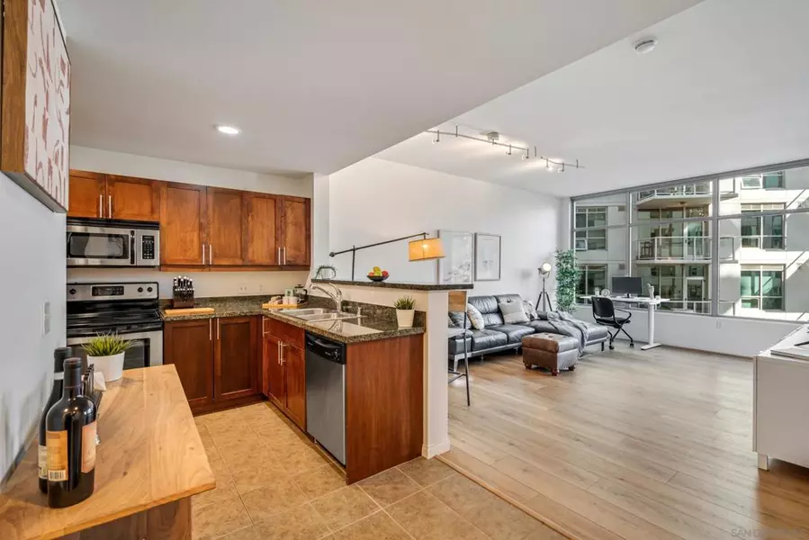 253 10Th Ave #329, San Diego, CA 92101