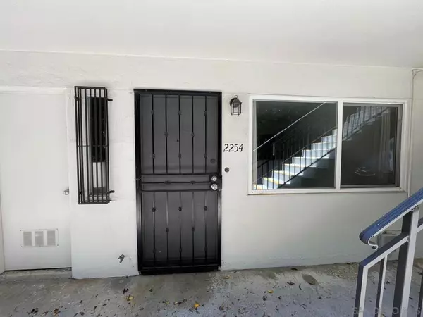 2254 Garnet Ave, San Diego, CA 92109