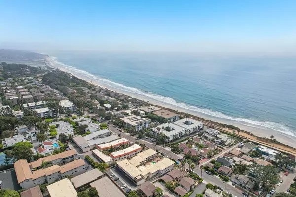 Del Mar, CA 92014,519 Stratford Ct #P