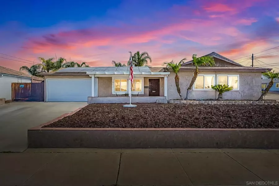 9276 Ruffin Rd, Santee, CA 92071