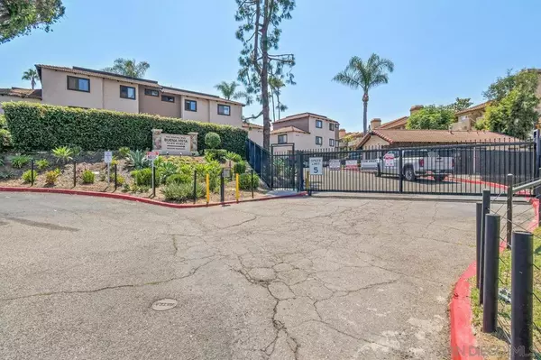 Vista, CA 92083,955 Postal Way #34