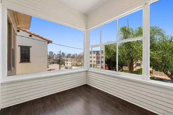 San Diego, CA 92101,2257 2Nd Ave #4