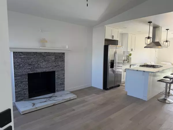 San Diego, CA 92114,664 Carefree Dr
