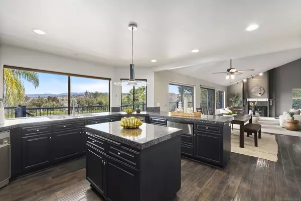 San Diego, CA 92128,12916 Polvera Ave