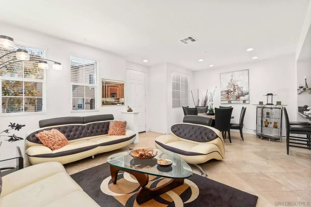 San Diego, CA 92130,13033 Lamia Point