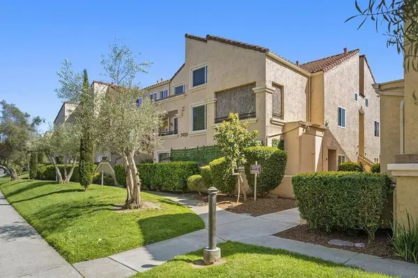 3925 Nobel Dr #31, San Diego, CA 92122