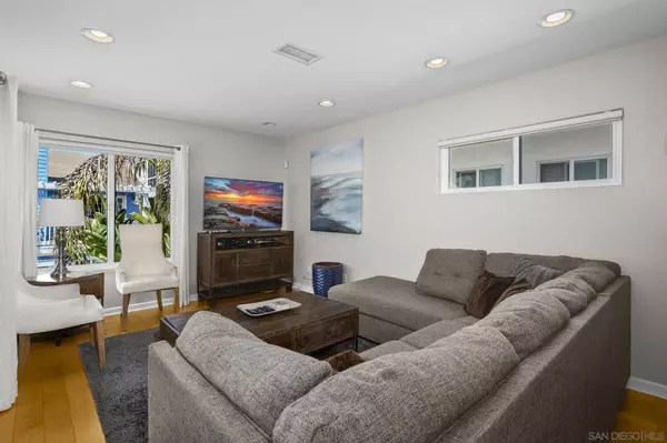 San Diego, CA 92109,735 Jersey Court