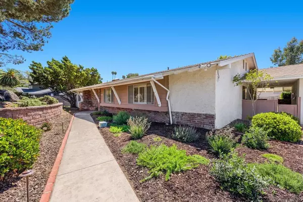 La Mesa, CA 91941,10933 Sunray Pl