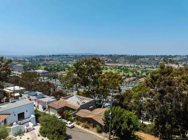 San Diego, CA 92103,4396 Arcadia Dr