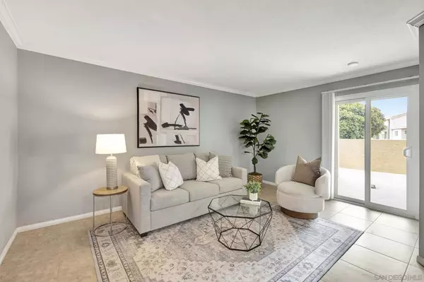 San Diego, CA 92122,7405 Charmant Drive #2113