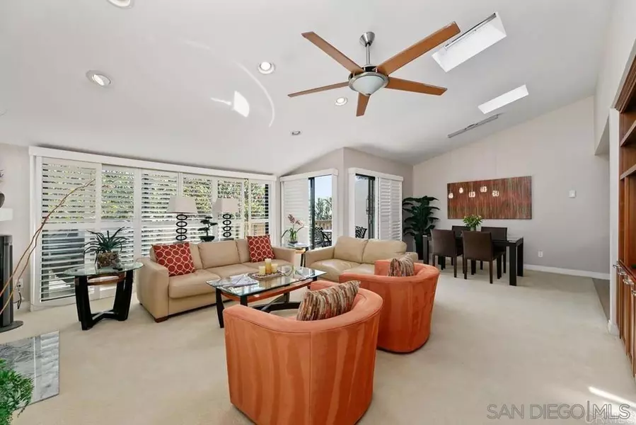 Solana Beach, CA 92075