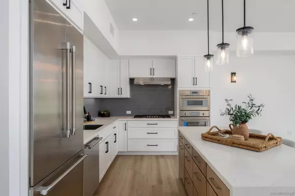 Carlsbad, CA 92008,2648 State Street, Unit E